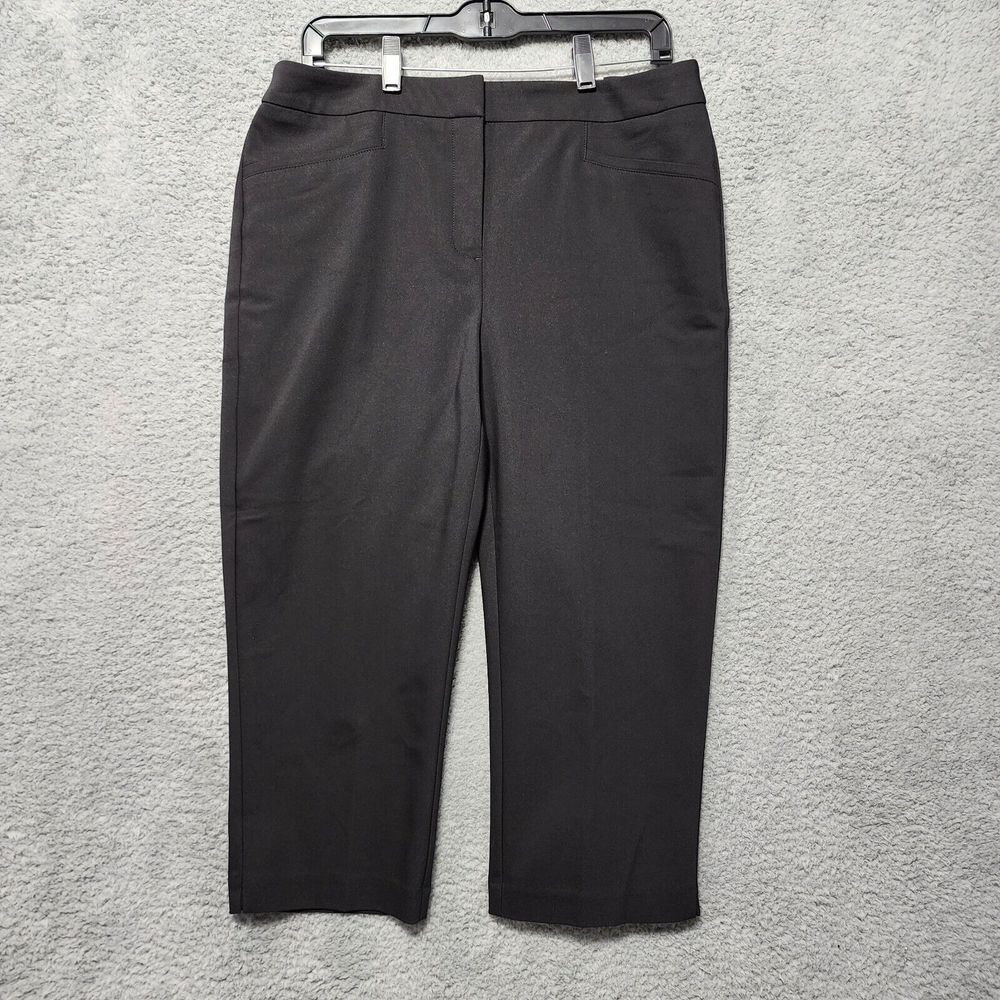 Chico's Fabulously Slimming Stretch Pull On Pants Black Size 1 Ankle‎ NWT
